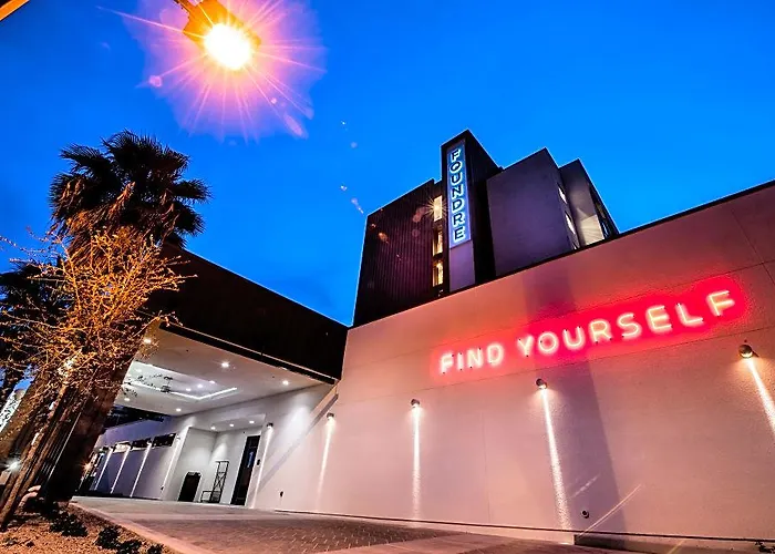 Found Re Hotel Phoenix